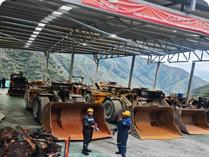 Cargadores y camiones para miner&iacute;a subterr&aacute;nea en el proyecto FAMBITION en Colombia