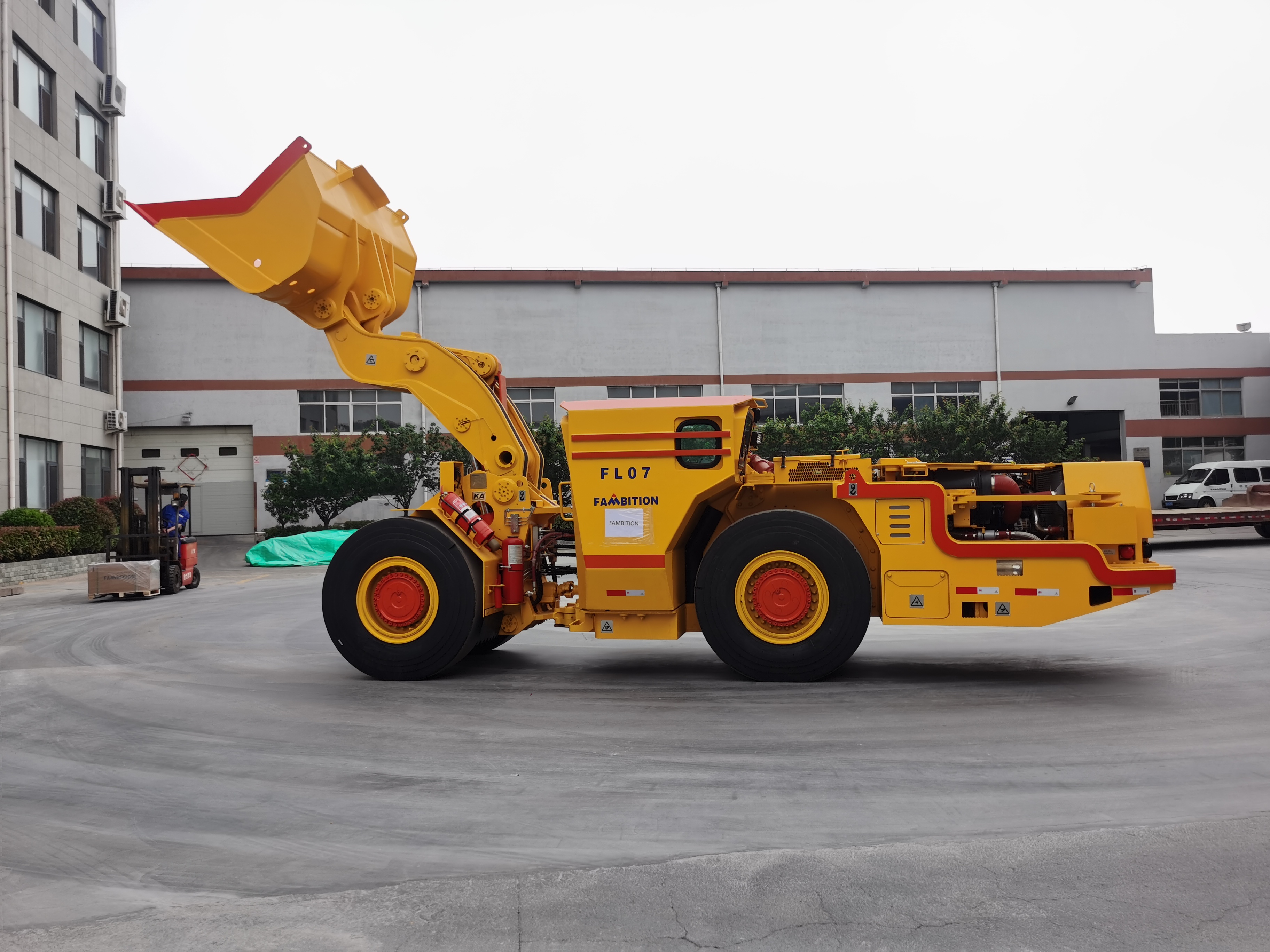 Cargadores Fambition LHD: FL25E vs FL07B